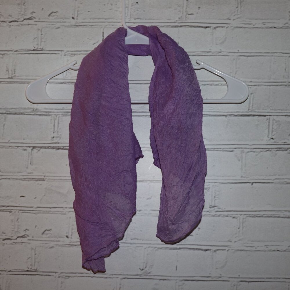 💜 Vintage Purple Textured Scarf · 14 x 15" A charming vintage purple scarf